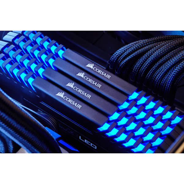 Memorie Corsair Vengeance LED 32GB DDR4 3200MHz CL16 Blue LED Kit dual