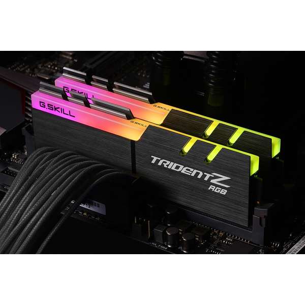Memorie G.Skill TridentZ RGB 32GB DDR4 2400MHz, CL15 Kit Quad Channel