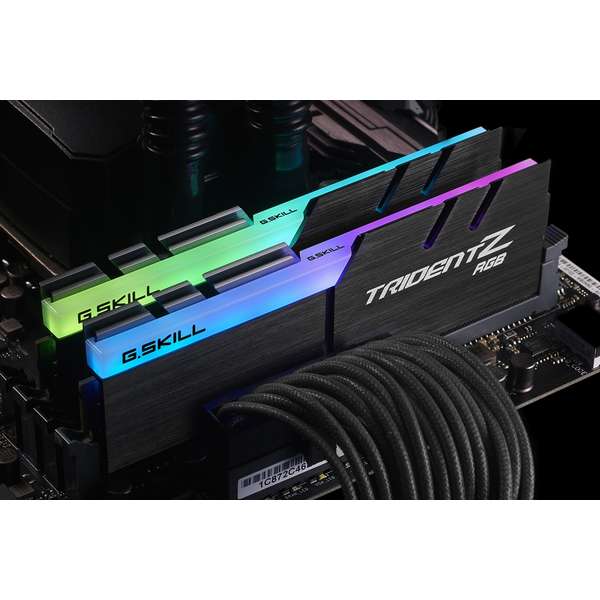 Memorie G.Skill TridentZ RGB 32GB DDR4 2400MHz, CL15 Kit Quad Channel