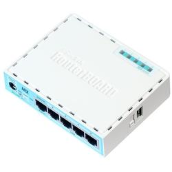 Router MikroTik RB750Gr3, Gigabit, 5 x LAN, 1 x USB