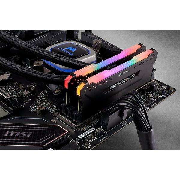 Memorie Corsair Vengeance RGB PRO 32GB DDR4 3000MHz CL15 Kit Dual Channel