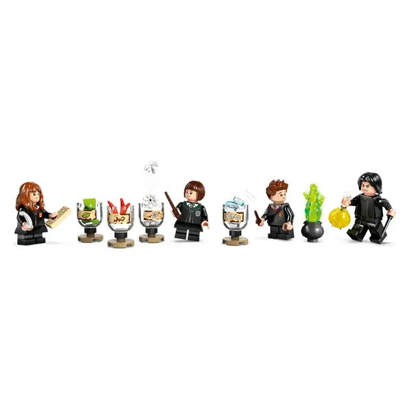 LEGO HARRY POTTER 76431 Hogwarts Castle: Potions Class