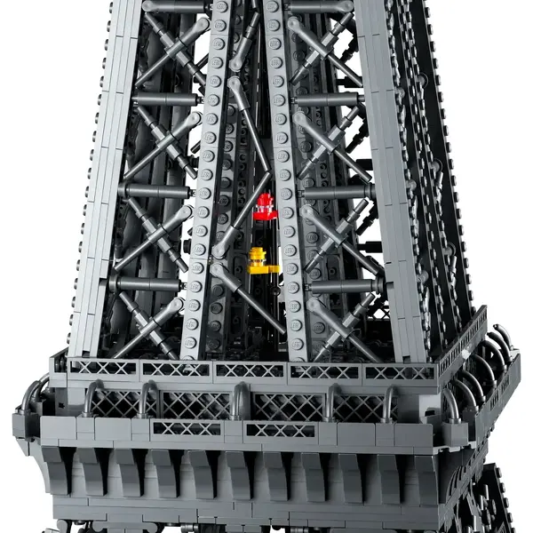 LEGO ICONS 10307 EIFFEL TOWER