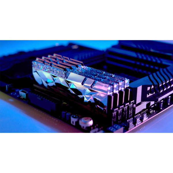 Memorie G.Skill Trident Z Royal Elite RGB DDR4 32GB 3600MHz CL14 1.45V Kit Quad Channel