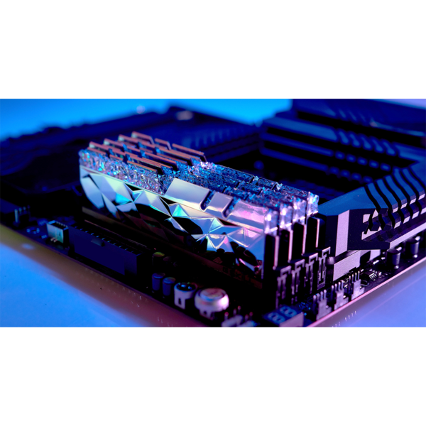 Memorie G.Skill Trident Z Royal Elite RGB 32GB DDR4 3600MHz CL14 1.45V Kit Dual Channel